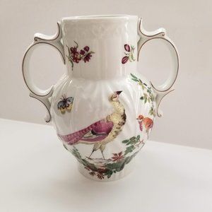 Vintage WILLIAMSBURG Mottahedeh Vista Alegre Chelsea vase